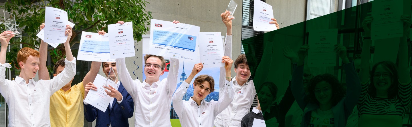 Play the Market Startseite Headerbild Startseite: Jubelnde Schülerinnen und Schüler